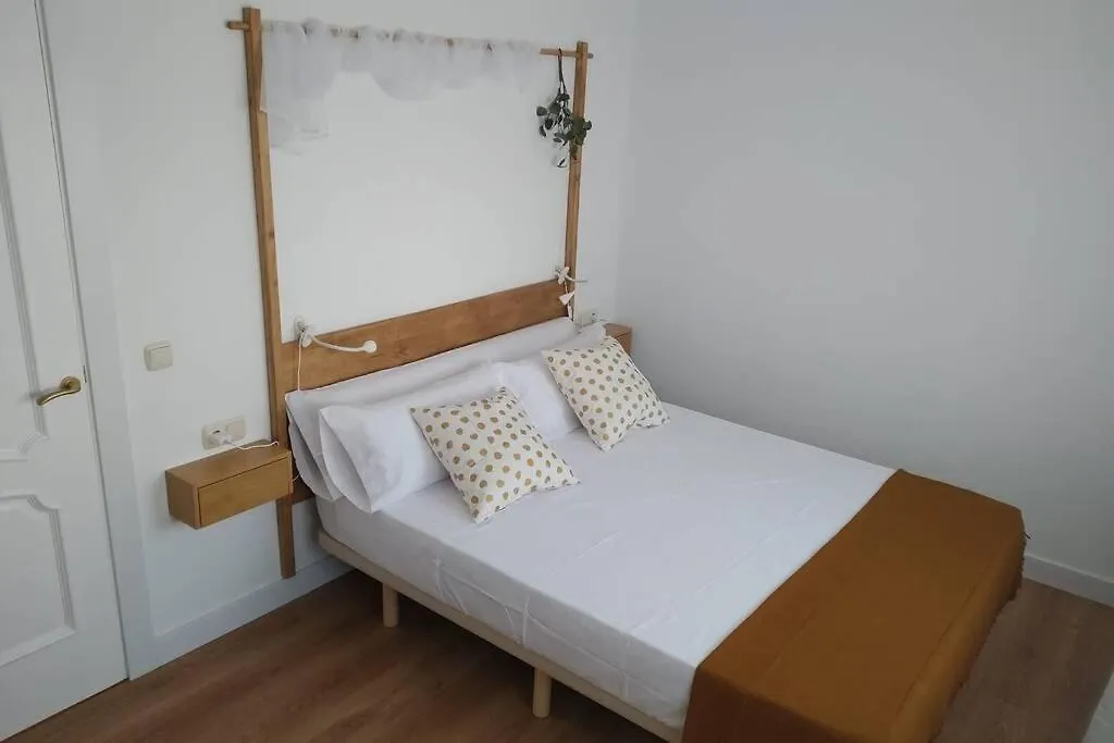 Апартаменты Love Rent4 Malaga Las Delicias